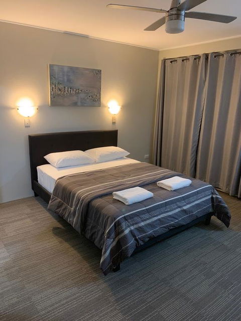 Biloela Hotel - Accommodation Sunshine Coast 1