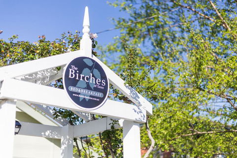 BIRCHES B&B - Accommodation Sunshine Coast 0
