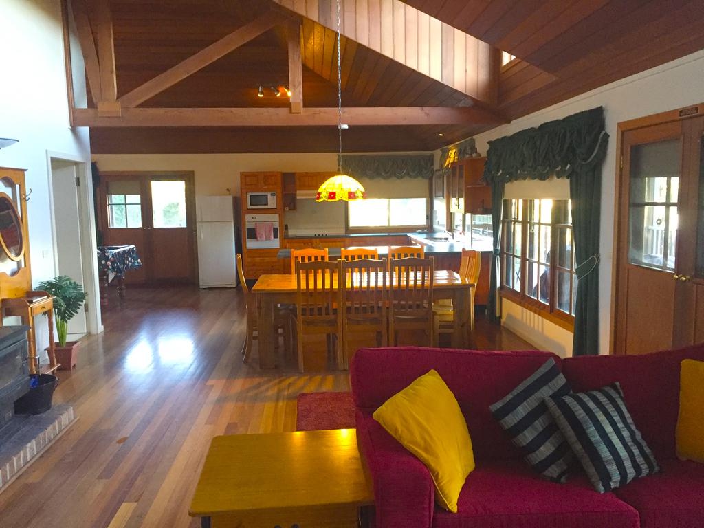 Bandon Grove NSW Accommodation Sunshine Coast