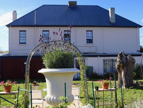 Blue Bell Inn - Accommodation Sunshine Coast 1