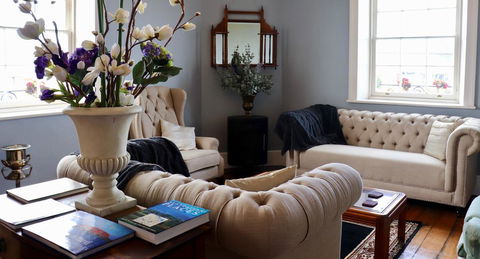 Blue Bell Inn - Accommodation Sunshine Coast 3