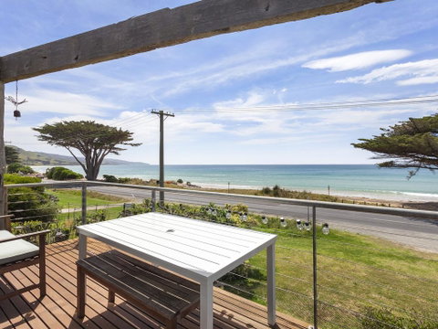 Blue Sea - Accommodation Sunshine Coast 0