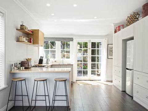 Bluestone Cottage Launceston-hosted By: LAbode - Accommodation Sunshine Coast 0