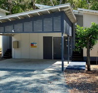 Bluewater 2 - Rainbow Shores Walk to beach private and stylish beach escape all on level - Accommodation Sunshine Coast