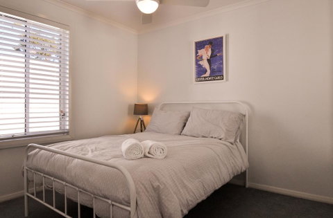 Boardwalk Apartment 6 - Accommodation Sunshine Coast 1