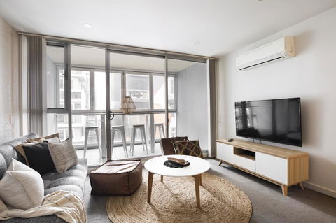 Boho On Morphett-In The Heart Of The CBD - Wifi - Nespresso - Netflix - Accommodation Sunshine Coast 1