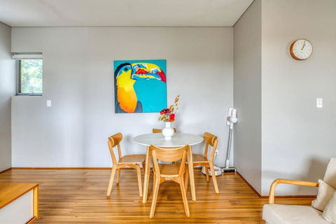 The Nordic Nook - A Relaxed Redcliffe Stay - Accommodation Sunshine Coast 3
