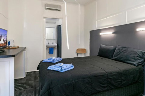 Tinman Roadhouse - Accommodation Sunshine Coast 0