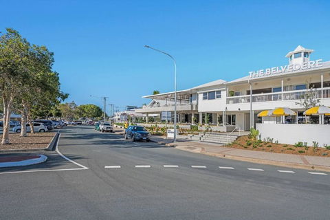 Waterfront Bliss In Margate - 30 Min From Brisbane - Accommodation Sunshine Coast 1