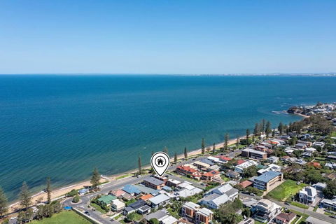 Waterfront Bliss In Margate - 30 Min From Brisbane - Accommodation Sunshine Coast 3