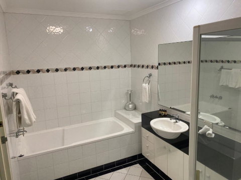 Xanadu Resort - Accommodation Sunshine Coast 2