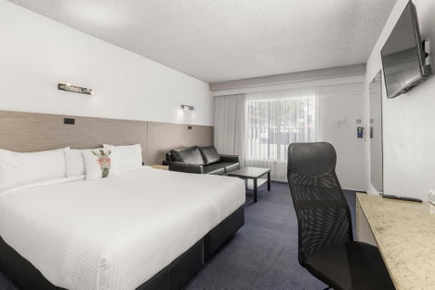 Zebra Motel - Accommodation Sunshine Coast 1