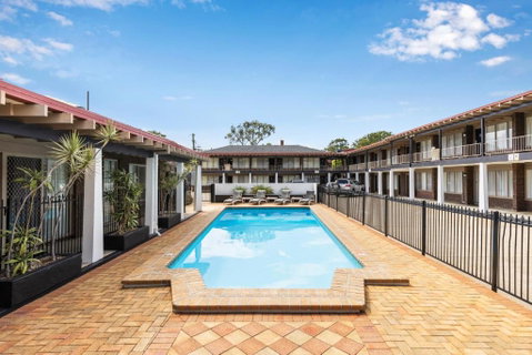 Zebra Motel - Accommodation Sunshine Coast 0