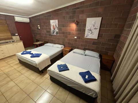 Darwin Boomerang Motel And Caravan Park - Accommodation Sunshine Coast 0