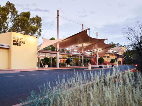 Desert Gardens Hotel - Accommodation Sunshine Coast 0