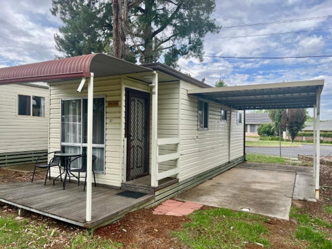Young Caravan And Tourist Park - Accommodation Sunshine Coast 1