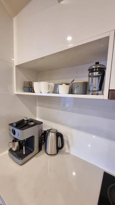 Zenith Lodge - Accommodation Sunshine Coast 2