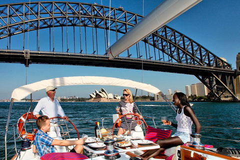 Sydney Harbour Luxury Sailing Trip Including Lunch - Accommodation Sunshine Coast 2