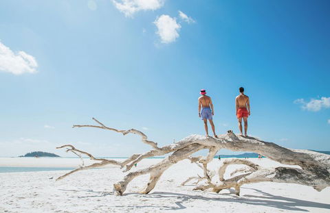 Whitehaven Beach And Hill Inlet Chill And Grill - Accommodation Sunshine Coast 5