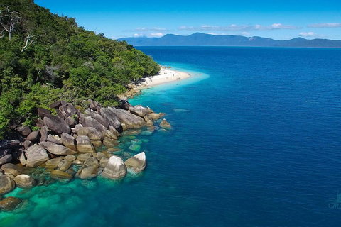 Fitzroy Island Catamaran Transfers From Cairns - Accommodation Sunshine Coast 1