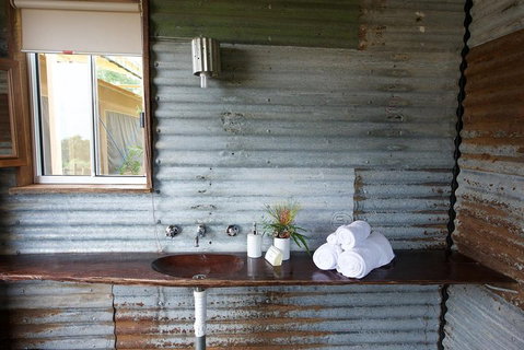 Slumber Safari At Werribee Open Range Zoo - Accommodation Sunshine Coast 2