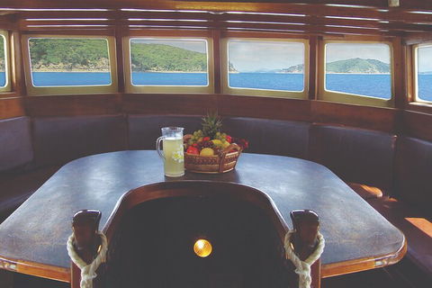 2 Night Whitsunday Islands Cruise On New Horizon From Airlie Beach - Accommodation Sunshine Coast 0
