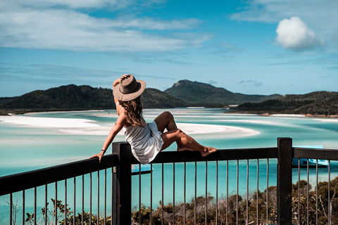 2 Night Whitsunday Islands Cruise On New Horizon From Airlie Beach - Accommodation Sunshine Coast 1