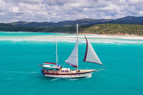 2-Day Whitsundays Sailing Adventure: SV Whitehaven - Accommodation Sunshine Coast 0