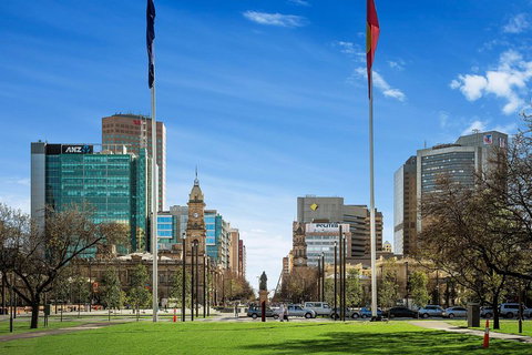 Adelaide Highlights, Hahndorf & McLaren Vale Wine Tasting And Sightseeing Tour - Accommodation Sunshine Coast 1