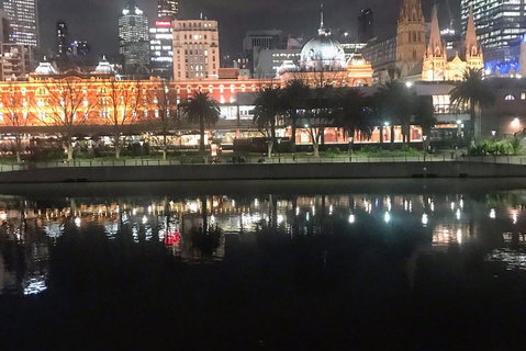 Melbourne By Night Especially Created If You Are Time Restricted . - Accommodation Sunshine Coast 1