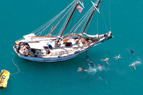 Whitsunday Islands Private Sailing Experience With Snorkeling & Langford Reef - Accommodation Sunshine Coast 1