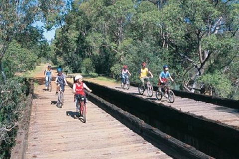 Perth Hills - Wildlife, Art & Gastronomy - Accommodation Sunshine Coast 2