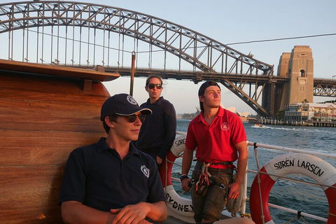 Sydney Harbour Tall Ship Wine & Canapes Evening Cruise - Accommodation Sunshine Coast 5