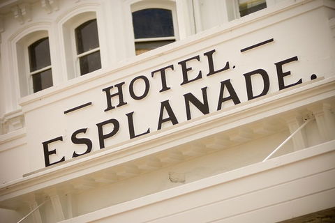 Live Music Melbourne Bus Tour - Accommodation Sunshine Coast 0