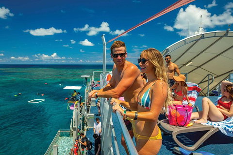 Outer Reef Pontoon Experience From Cairns - Accommodation Sunshine Coast 1